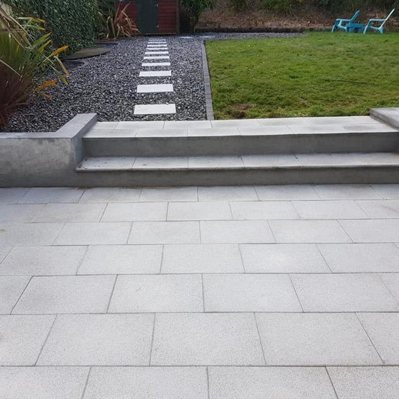 KILSARAN NEWGRANGE GRANITE - SILVER